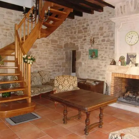 Сasa de vacaciones Maison De Caractère 14ème Siècle, 6 Pers., Grand Jardin&cheminée, Près De Nancy Et Verdun - Fr-1-585-46 Void-Vacon